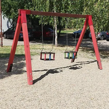 Twins * 苏博蒂察